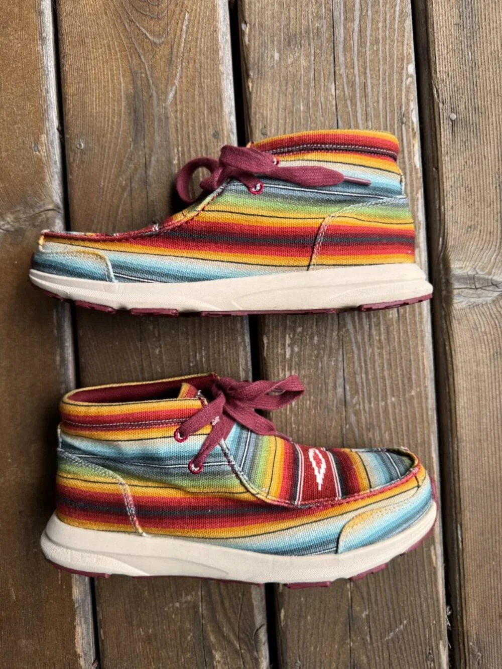 Ariat Santa Fe Spitfire Serape High Top Lace Up Shoes in Women's 7B